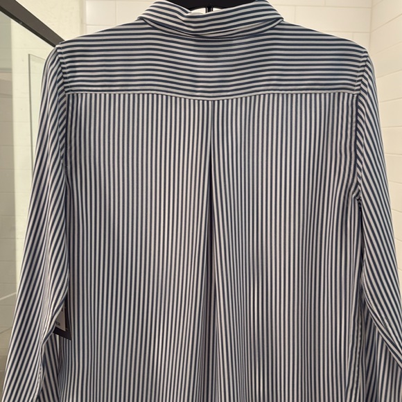 NWT Striped button down Sz Small - Picture 8 of 10